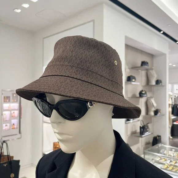 Michael Kors | Accessories | Michael Kors Womens Logo Print  display picture 3